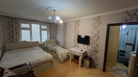 Satılır 1 otaqlı köhnə tikili 35 m² — Bakı
