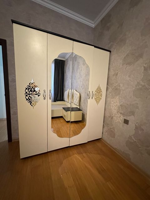 Yataq otağı mebeli — Xırdalan
