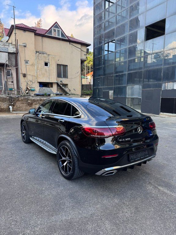 Mercedes GLC 300 4MATIC Coupe, 2.0 L, 2020 il, 100 000 km — Avtomobillər, Bakı (5)
