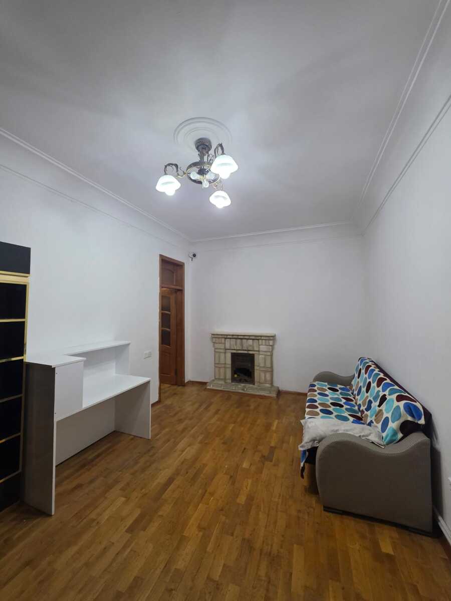 İcarəyə verilir 3 otaqlı köhnə tikili 90 m² — Mənzil, Bakı (2)
