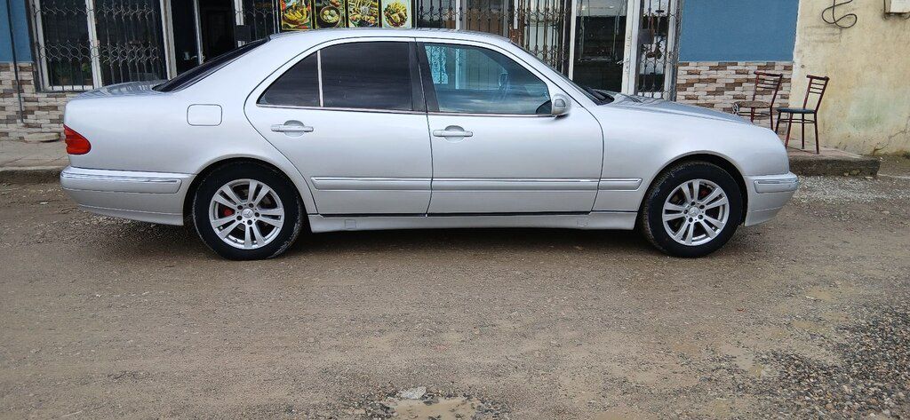 Mercedes E 230, 2.3 L, 1996 il, 321 552 km — Avtomobillər, Xırdalan (4)