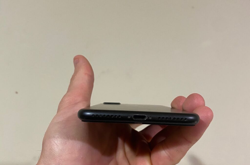 IPhone 7 Plus, Qara, Barmaq izi — Apple iPhone, Digah (4)