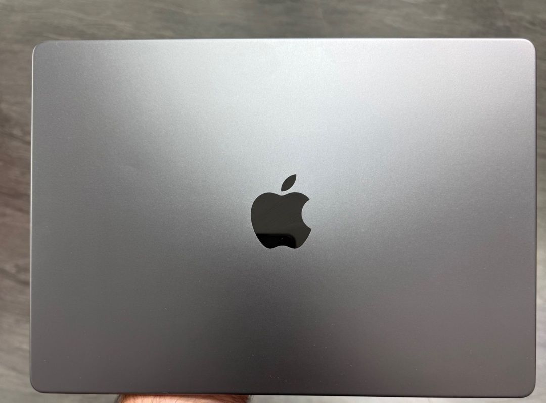 Apple Macbook Pro 14 inch M5 16/512GB — Noutbuklar, Bakı (2)