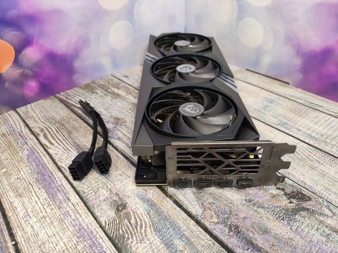 Video kart MSI RTX 4070 Ti Gaming X Trio 12GB — Kompüterlər və noutbuklar, Bakı (4)