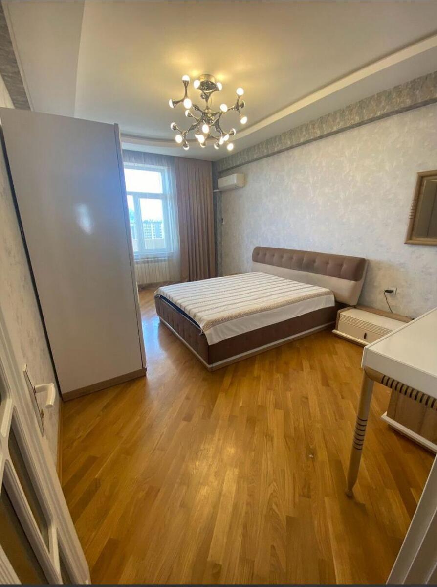 İcarəyə verilir 3 otaqlı yeni tikili 120 m² — Mənzil, Bakı (2)