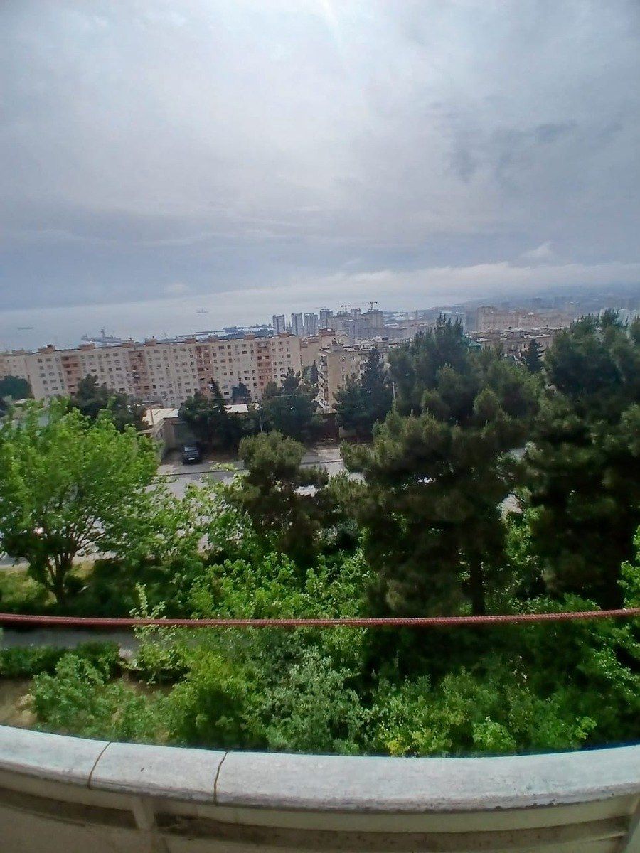 Satılır 2 otaqlı köhnə tikili 65 m² — Mənzil, Bakı (11)