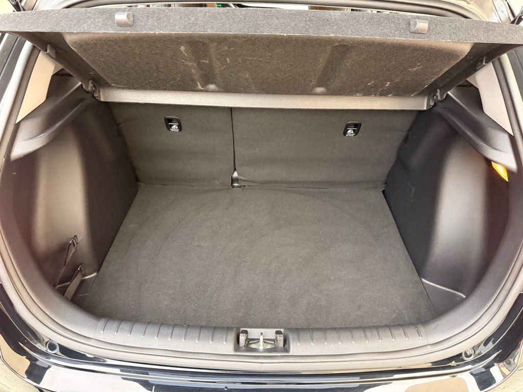Kia Rio X-Line, 1.6 L, 2020 il, 91 233 km — Avtomobillər, Bakı (11)