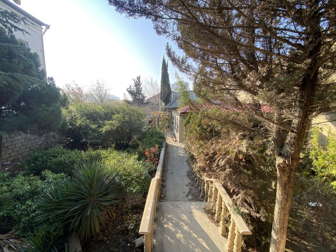 Satılır 7 otaqlı həyət evi/bağ evi 400 m² — Ev, villa, Bakı (10)
