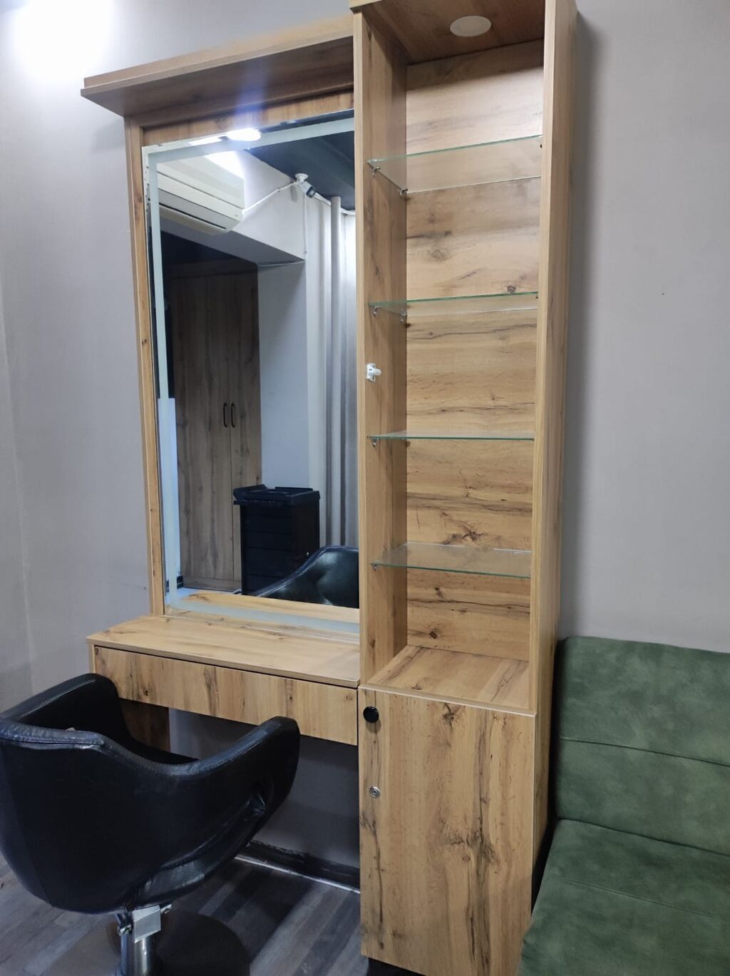Gözəllik salonları və barberlər üçün funksional vizaj/stil masası — Salon mebeli, Digah (2)