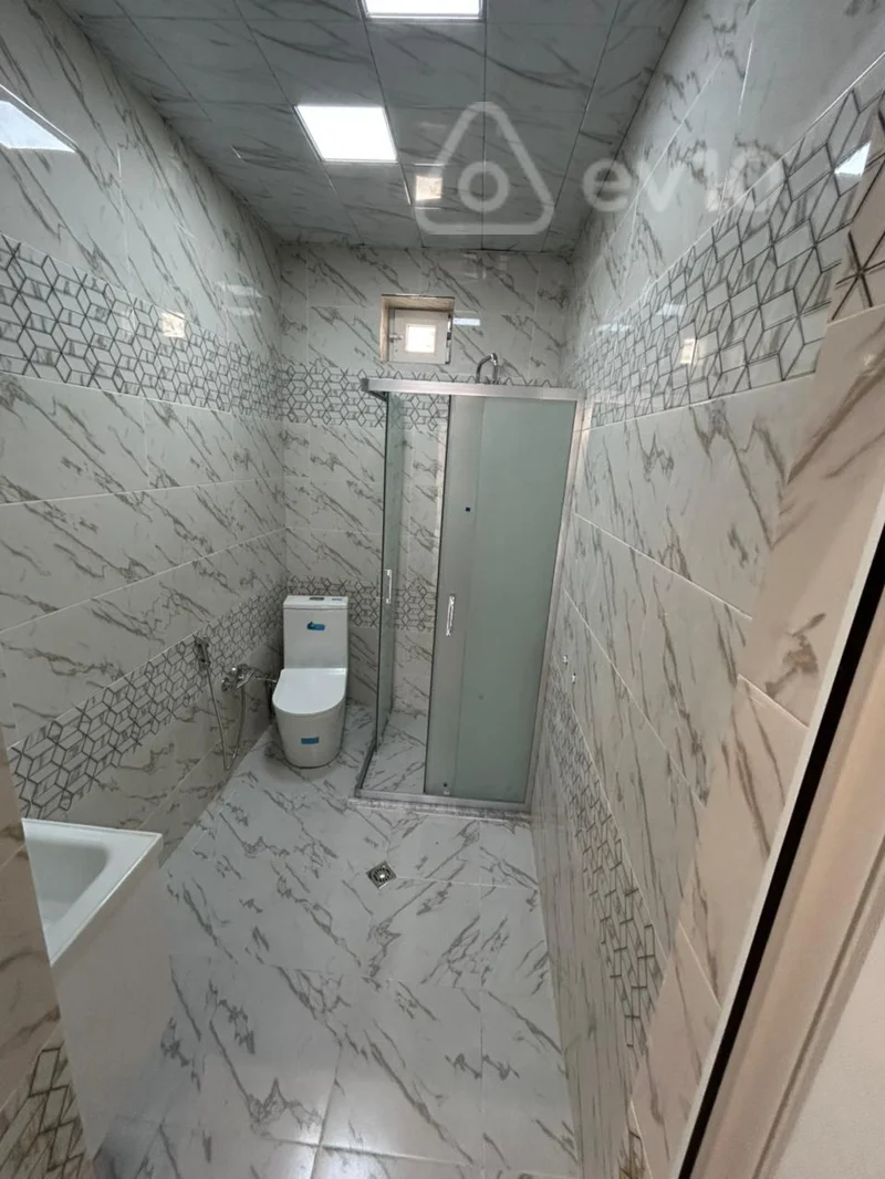 4 otaqlı həyət evi, 110 m², Mərkəzi küç — Ev, villa, Bakı (12)