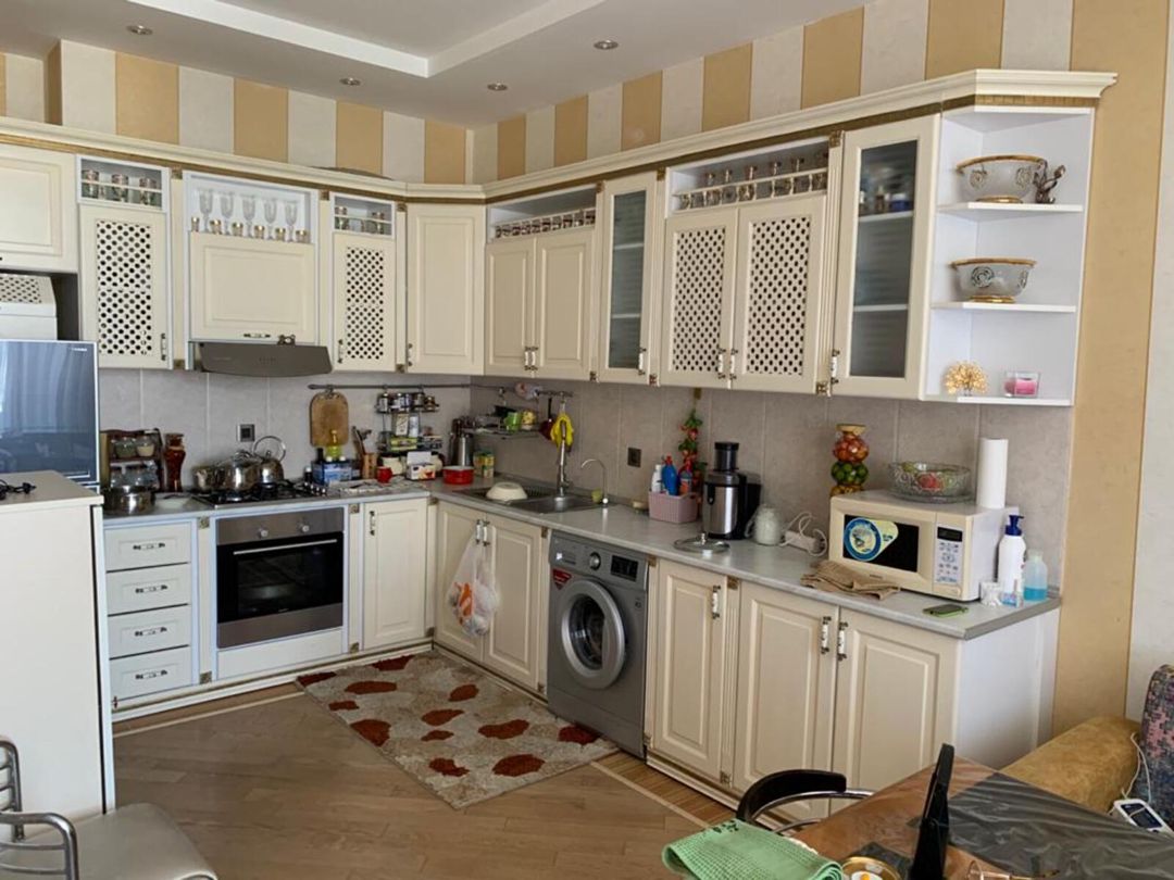 İcarəyə verilir 4 otaqlı yeni tikili 202 m² — Mənzil, Bakı (3)