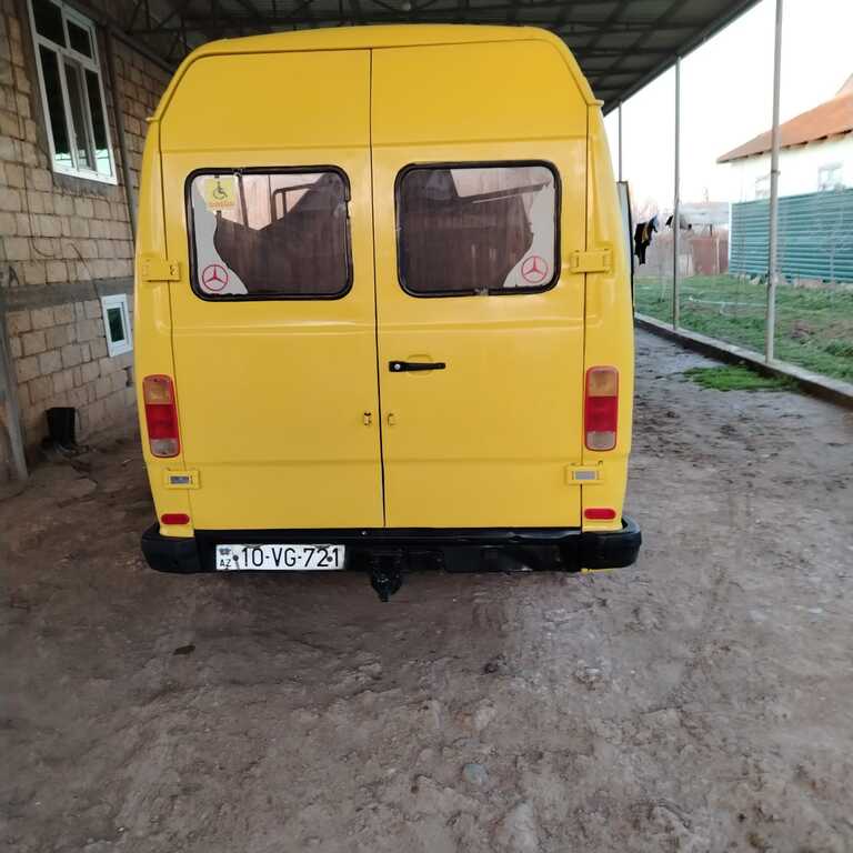 Mercedes 208 D, 2.1 L, 1994 il, 140 000 km 10-VG-721 — Avtomobillər, Biləsuvar (2)