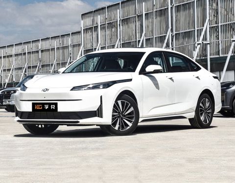 Changan A05 şüşələri — Bakı