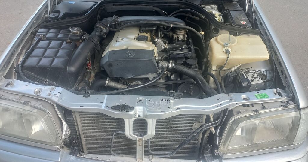 Mercedes-Benz C-Sinif sedan (W202), gümüş rəng. - Kuzov: 4 qapılı 20-EC-524 — Avtomobillər, Gəncə