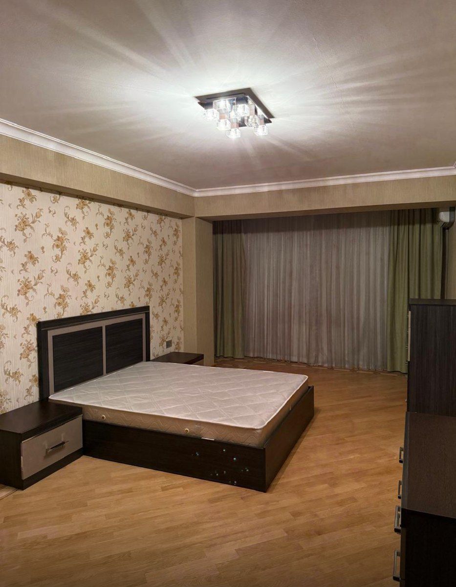 İcarəyə verilir 4 otaqlı köhnə tikili 110 m² — Mənzil, Bakı (7)