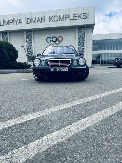 Mercedes E 220, 2.2 L, 2001 il, 420 000 km — Bakı