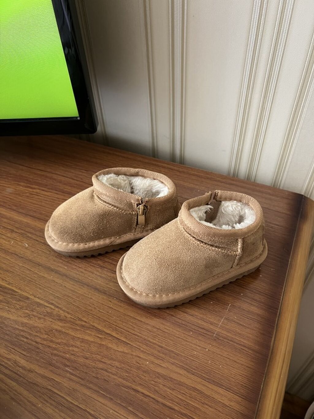 Tərliklər, UGG, Ölçü: 21, Uniseks — Uşaq ayakkabısı, Digah