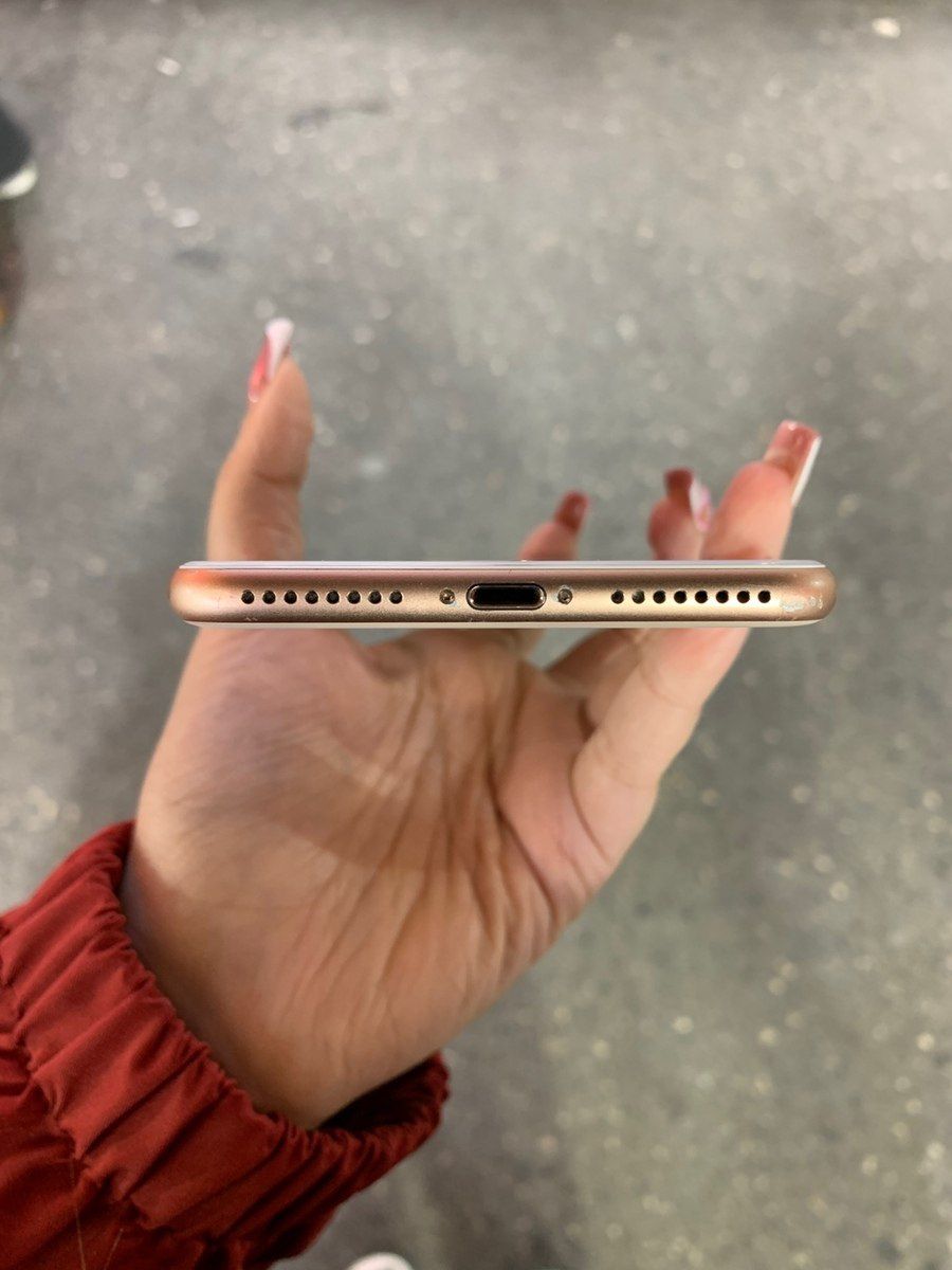 Apple iPhone 8 Plus Gold 64GB — Smartfonlar, Bakı (4)