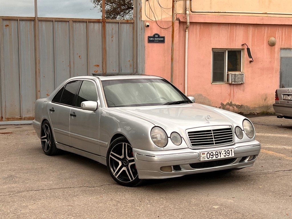 Mercedes E 220, 2.2 L, 1998 il, 308 000 km 09-BY-391 — Avtomobillər, Sumqayıt (2)