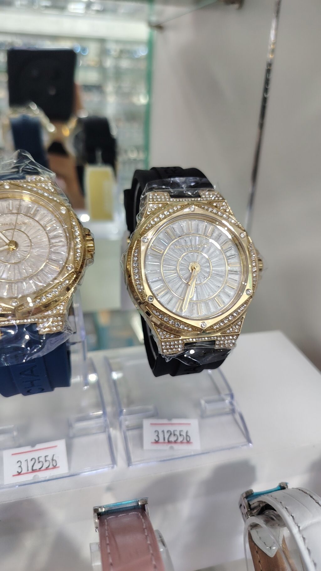 Michael Kors qadın saatları – zərif və parlaq dizaynlar Məhsul — Qol saatları, Masazır (8)