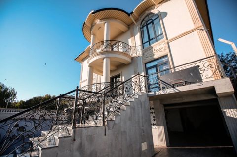 İcarəyə verilir 5 otaqlı həyət evi/bağ evi 400 m² — Bakı