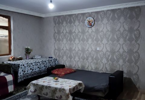 Həyət evi, Sumqayıt ş — House, cottage, summer house