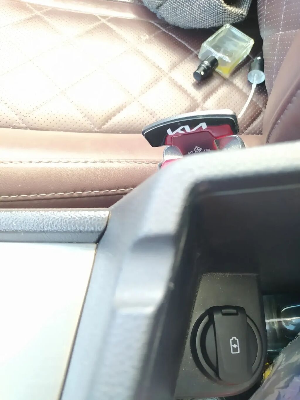 Kia Optima SXL Turbo – ağ rəngli, sedan kuzov. Güclü və qənaətcil — Avtomobillər, Bakı (7)