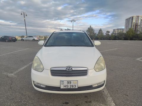 Hyundai Accent, 1.4 L, 2010 il, 290 000 km — Sumqayıt