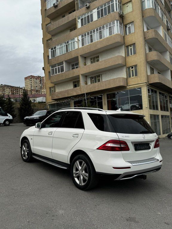 Mercedes ML 350 4MATIC, 3.5 L, 2011 il, 257 000 km — Avtomobillər, Bakı (2)