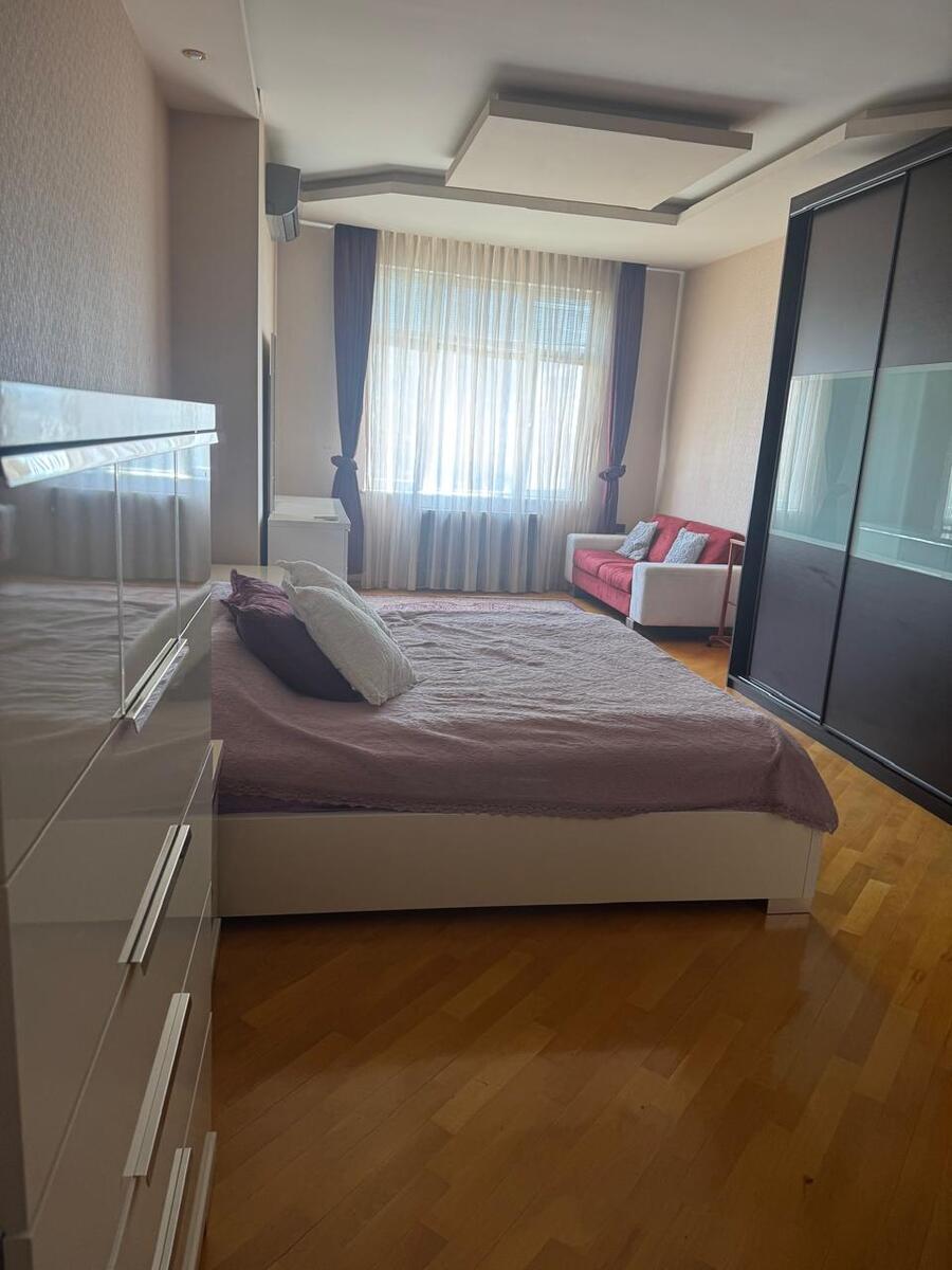 İcarəyə verilir 4 otaqlı yeni tikili 225 m² — Mənzil, Bakı (6)