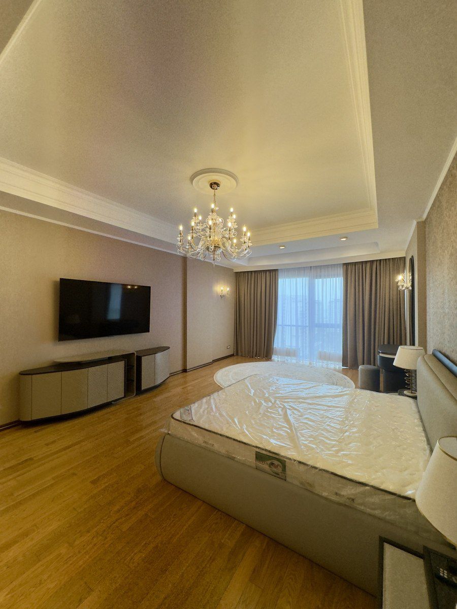 Satılır 4 otaqlı yeni tikili 245 m² — Mənzil, Bakı (10)
