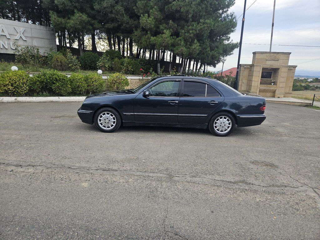 Mercedes E 220, 2.2 L, 1999 il, 362 976 km — Avtomobillər, Qazax (2)