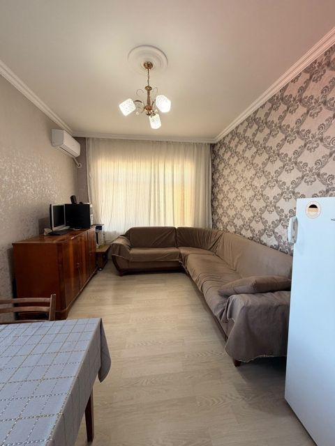 Satılır 2 otaqlı köhnə tikili 65 m² — Bakı