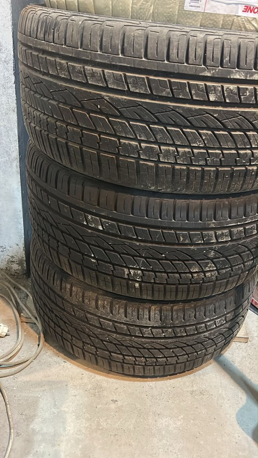 Məhsul: Avtomobil şinləri dəsti (3 Təsvir: - Ölçü: Standart minik — Şinlər, Bakı
