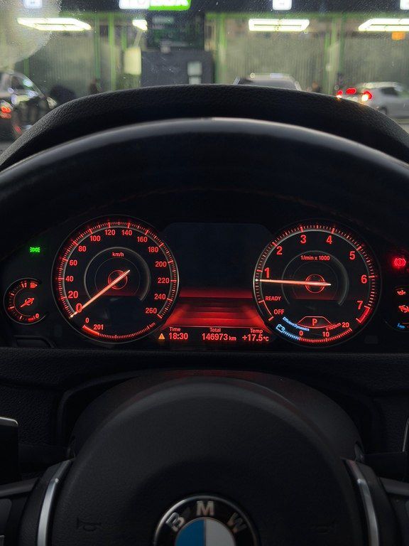 BMW 330, 2.0 L, 2016 il, 147 000 km 90-VV-058 — Avtomobillər, Bakı (8)