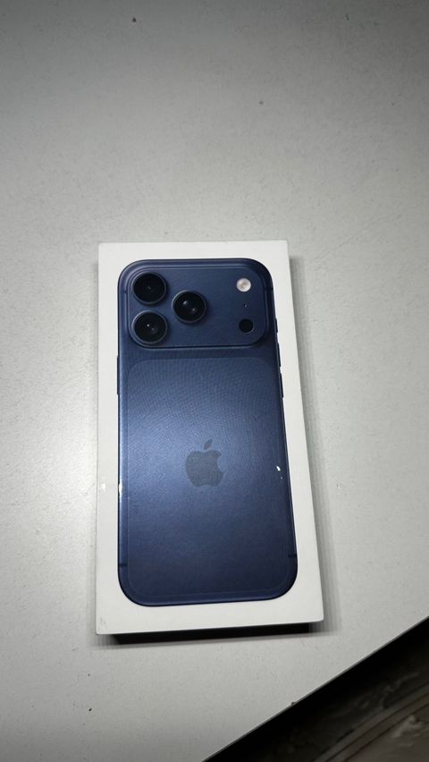Apple iPhone 17 Pro Deep Blue 256GB/12GB — Bakı
