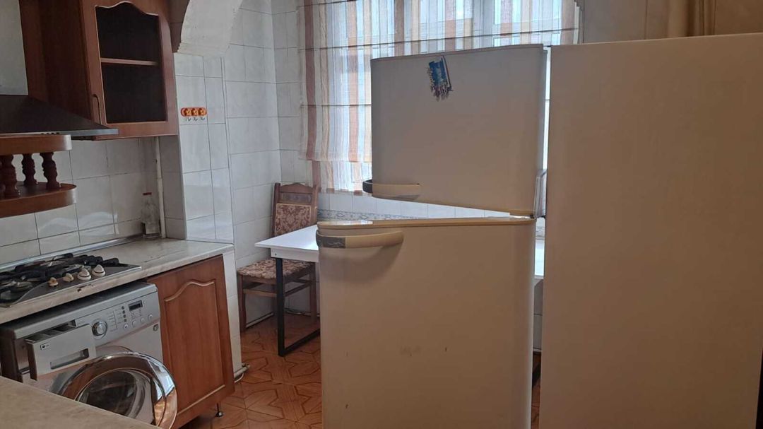 İcarəyə verilir 2 otaqlı köhnə tikili 65 m² — Mənzil, Bakı (5)