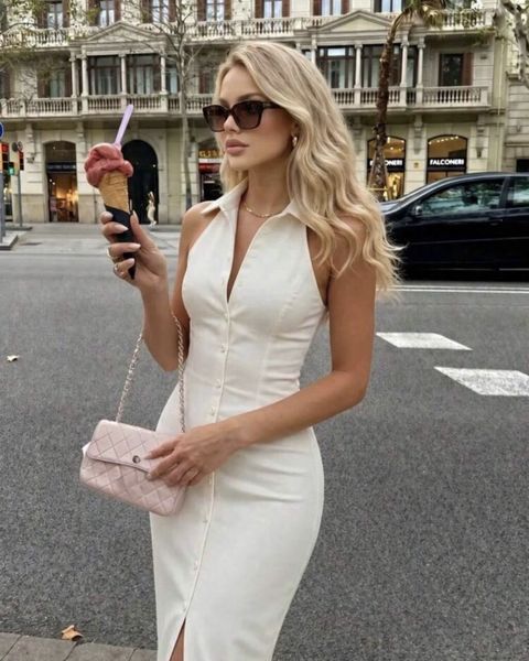 Zərif ağ rəngli qadın donu - Model: yandan bel vurğulayan, qolsuz — Lənkəran