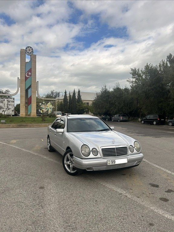 Mercedes E 240, 2.4 L, 1999 il, 253 896 km — Avtomobillər, Sumqayıt (10)