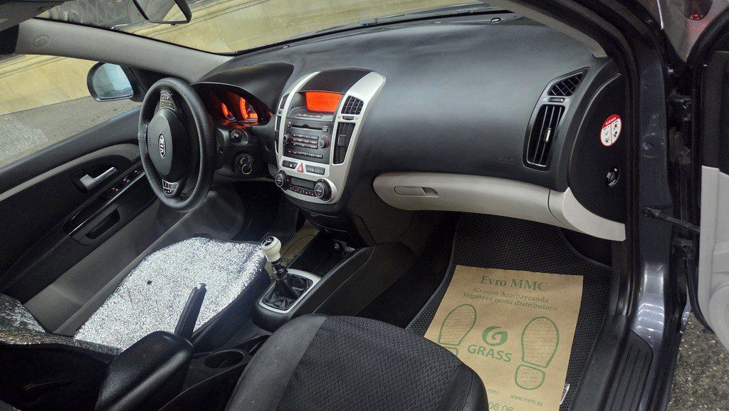 Kia Ceed SW, 1.6 L, 2009 il, 395 000 km 77-DV-183 — Avtomobillər, Bakı (3)