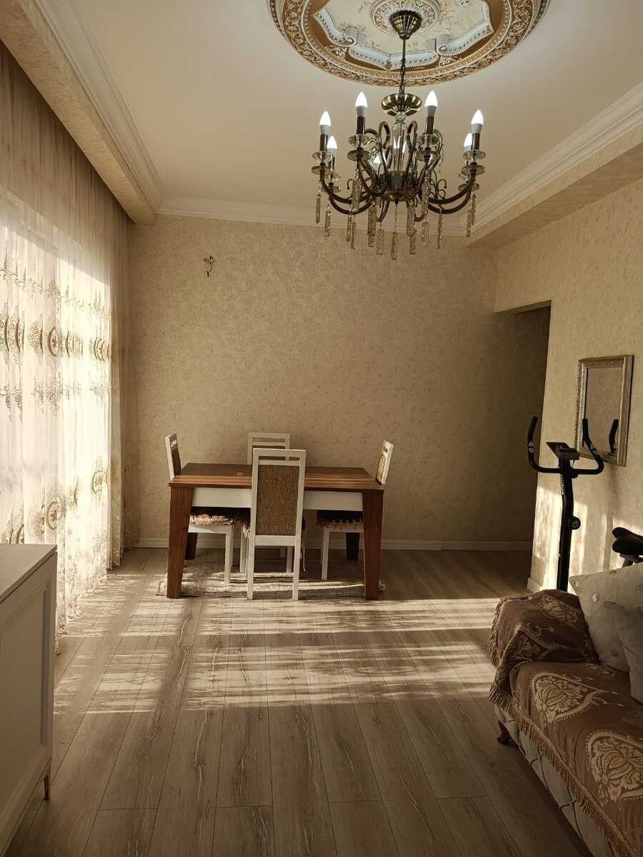 Satılır 2 otaqlı köhnə tikili 65 m² — Mənzil, Bakı (5)