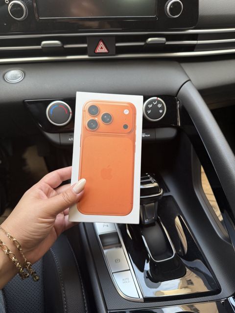 Apple iPhone 17 Pro Cosmic Orange 256GB/12GB — Bakı