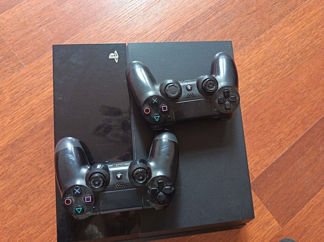 Sony Playstation 4 — Oyunlar, konsollər və proqramlar, Bakı