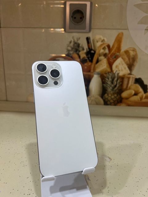 IPhone 15 Pro Max, Ağ, Simsiz şarj — Digah