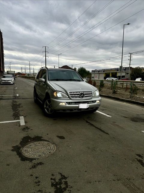Mercedes ML 320, 3.2 L, 2003 il, 267 000 km — Bakı