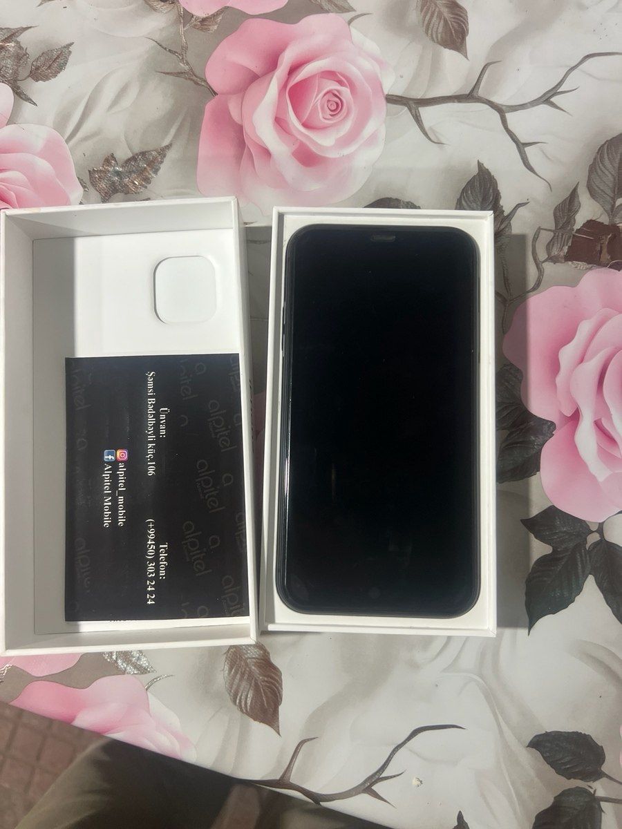 Apple iPhone 11 Black 128GB/4GB — Smartfonlar, Bakı