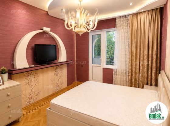 Satılır 3 otaqlı 95 m² köhnə tikili Azadlıq prospekti m — Mənzil (5)