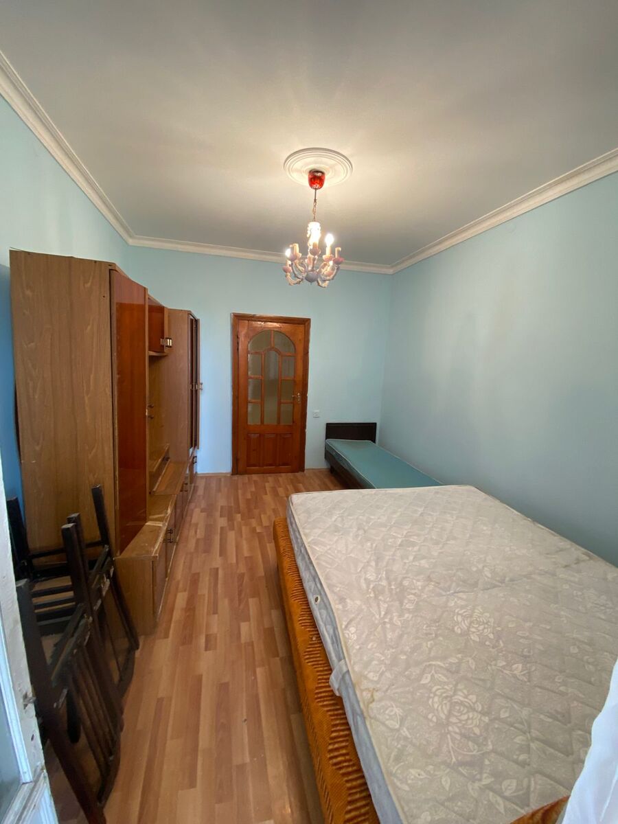 Satılır 2 otaqlı köhnə tikili 70 m² — Mənzil, Bakı (5)