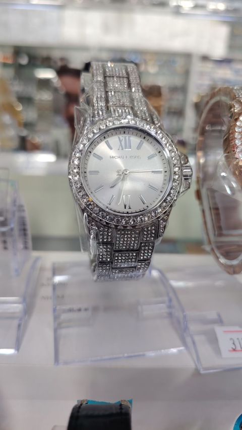 Michael Kors qadın saatları – zərif və parlaq dizaynlar Məhsul — Masazır