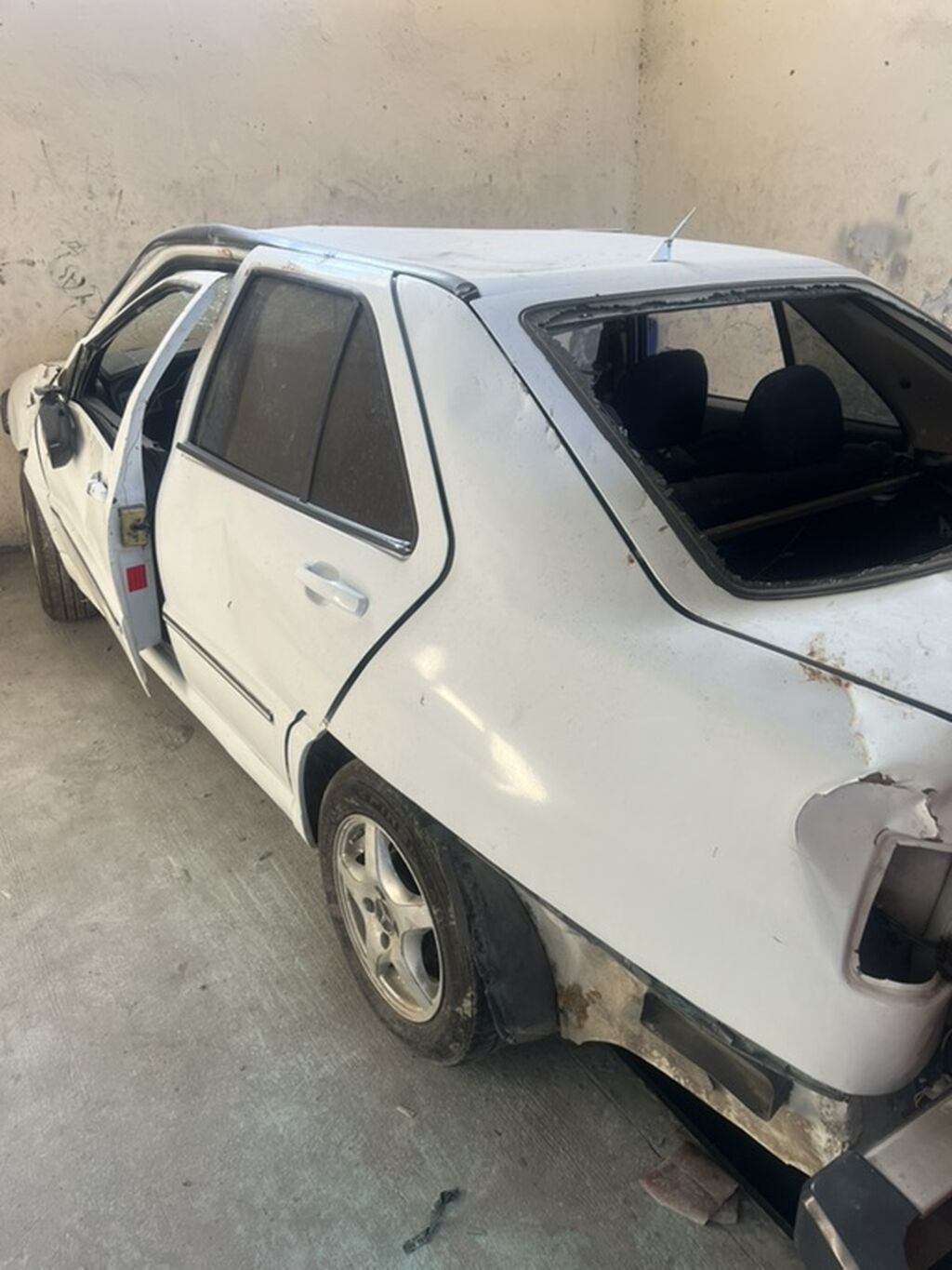 Vaz 2110/2112 üçün komplekt hissələr – sökülmə - Kuzov: 4 qapılı — Digər, Gəncə (4)